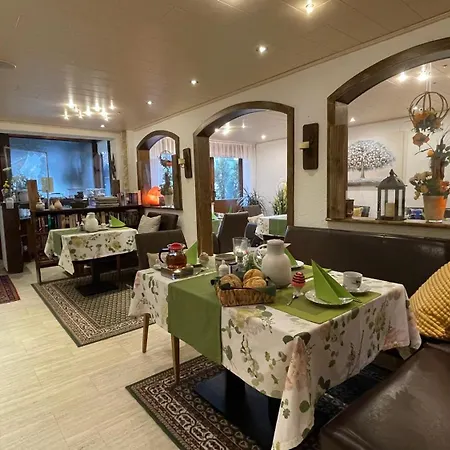Sonnenheim Pensionat 3*