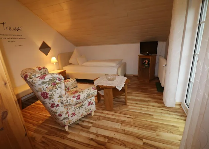 松呐黒木膳食公寓酒店 温特贝格