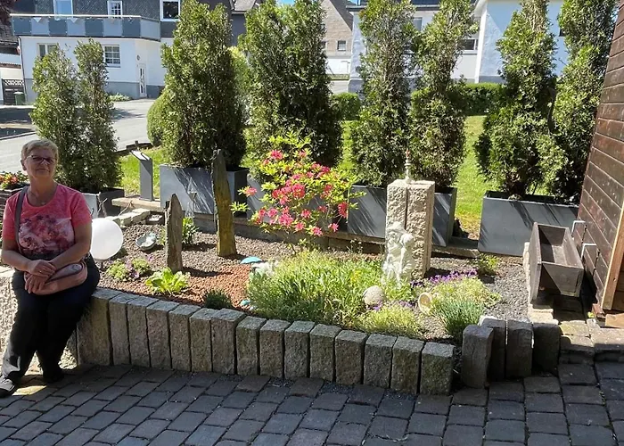 松呐黒木膳食公寓酒店 招待所 3*