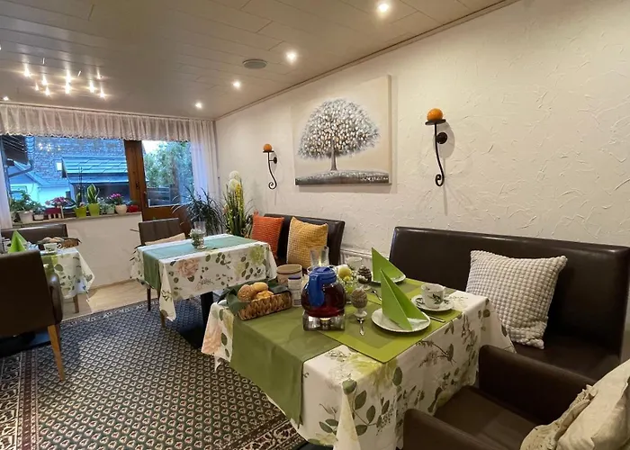 松呐黒木膳食公寓酒店 招待所