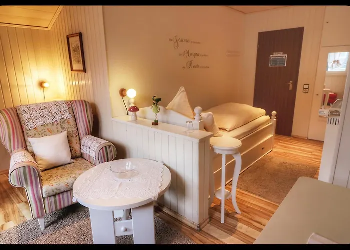 松呐黒木膳食公寓酒店 招待所